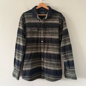 Roark Mens Nordsman Flannel Shirt Size L Outdoor Elbow Patch Classic Fit Shacket